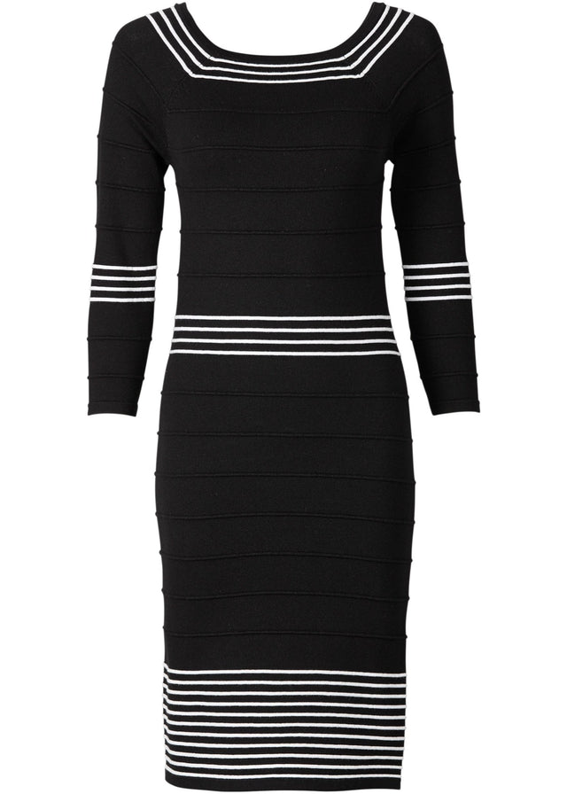 Pletena obleka iz padajoče viskozne mešanice