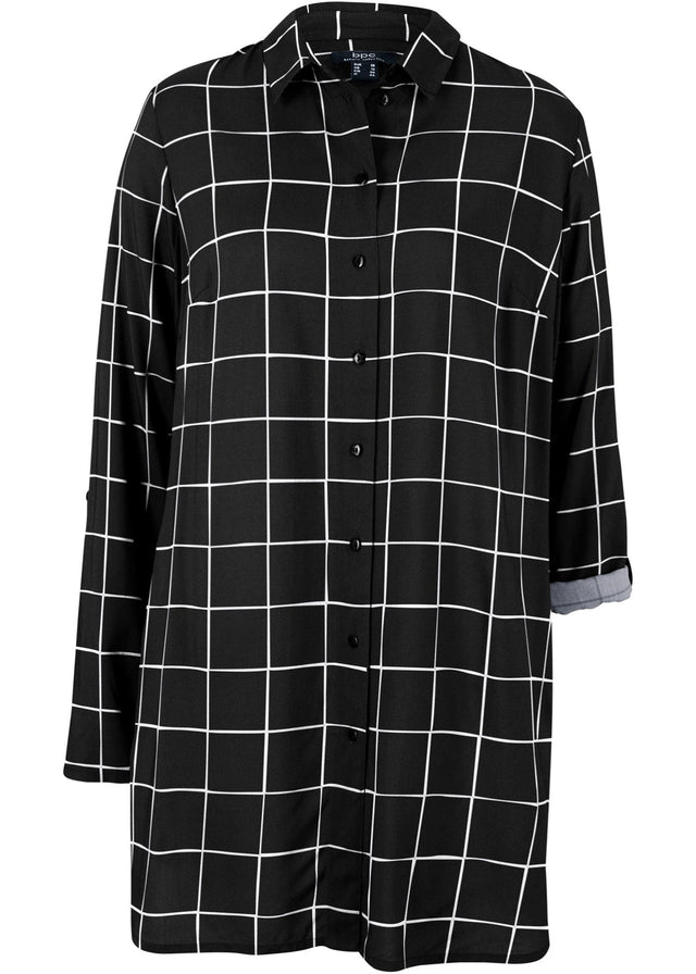 Karirasta dolga bluza z žepi