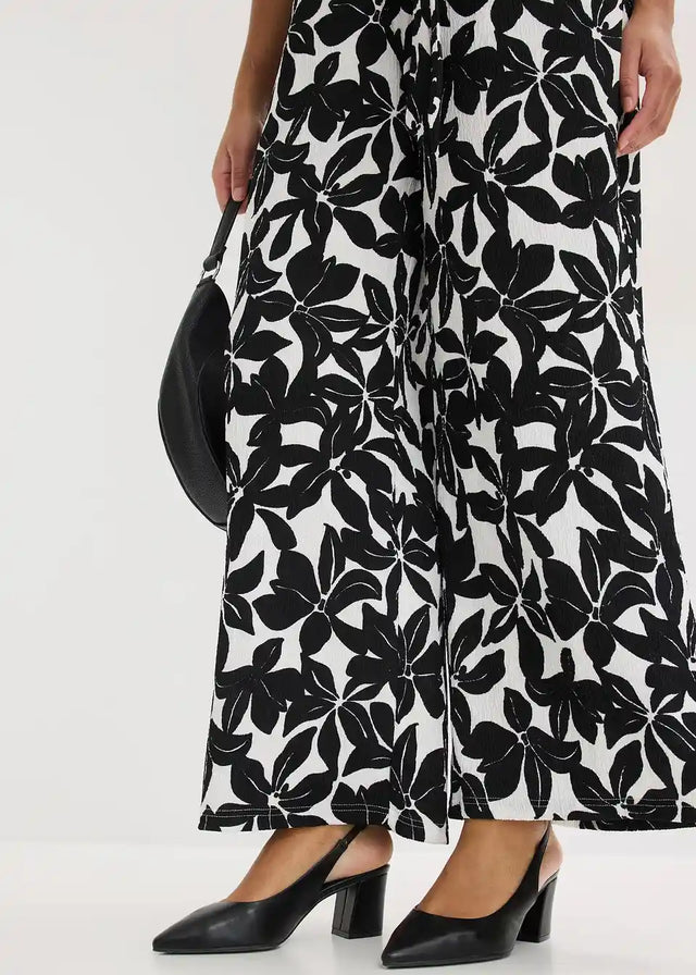 25180211