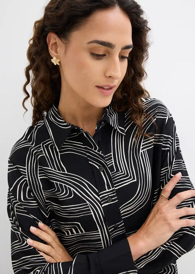 26006172