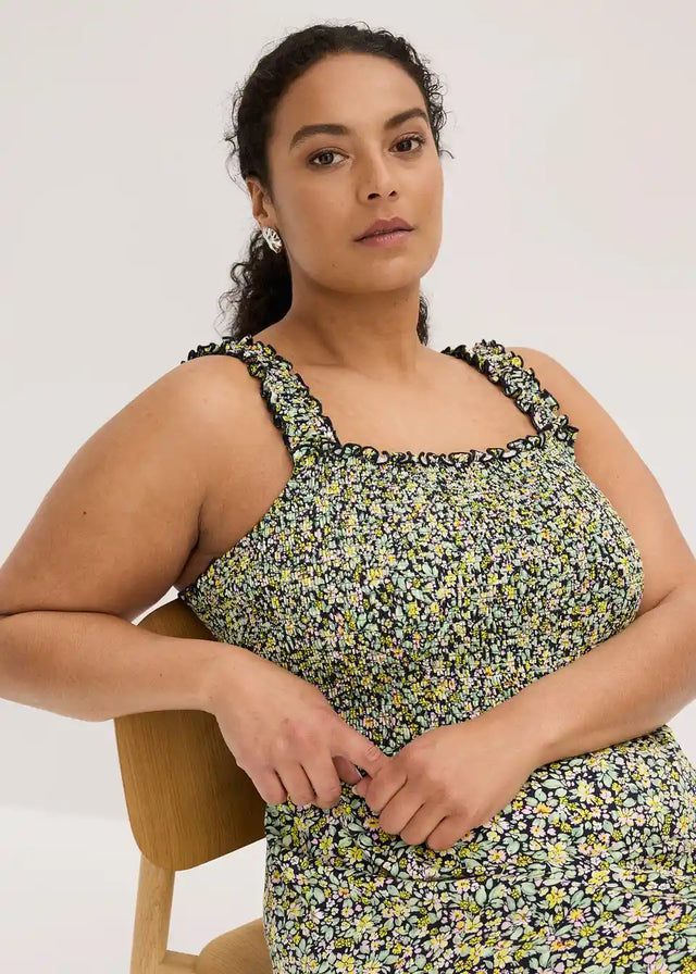 26060136