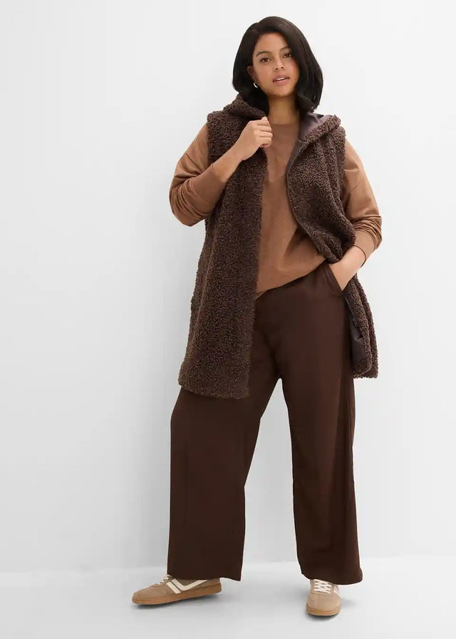 26082772