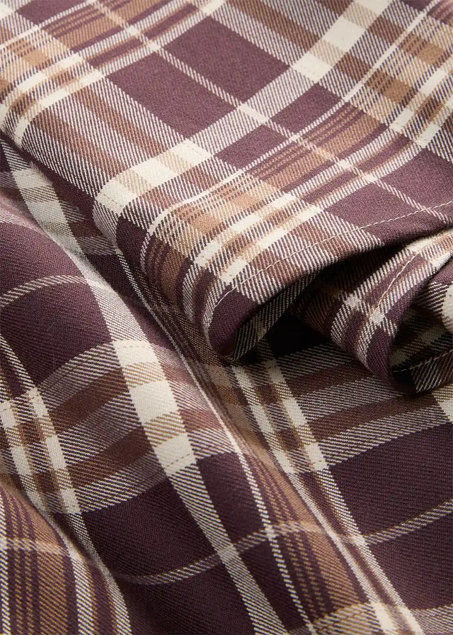 26091916
