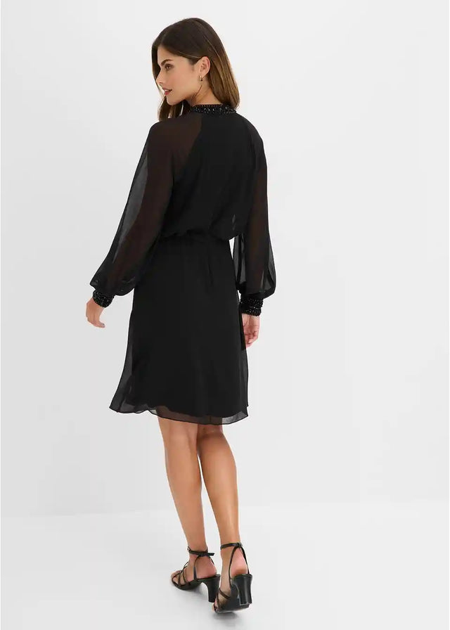 26092233