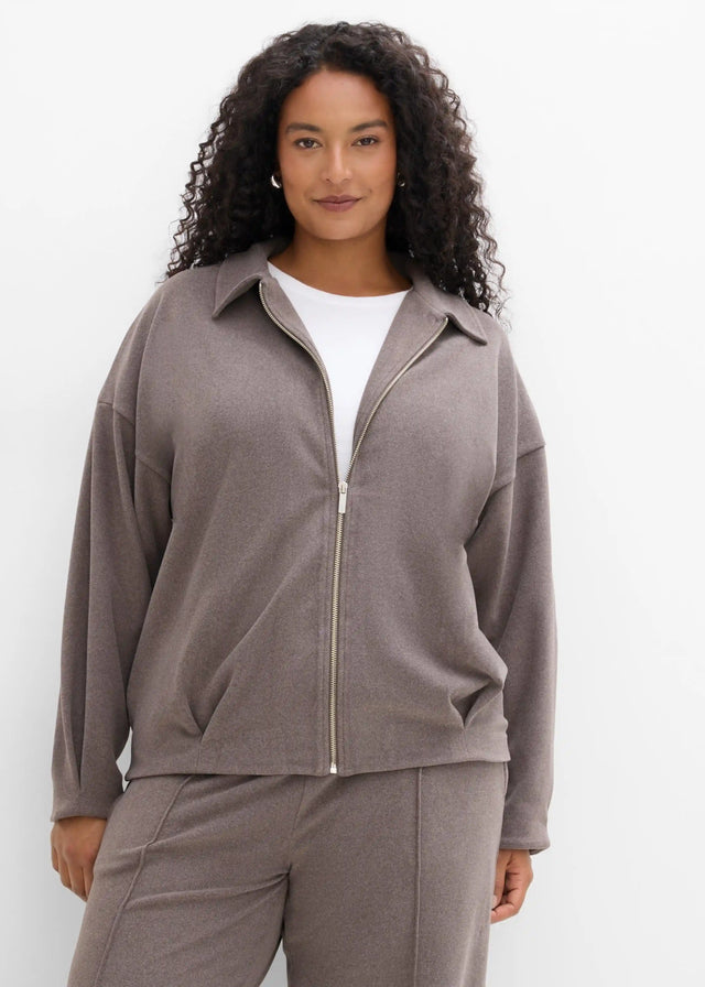 mainImage