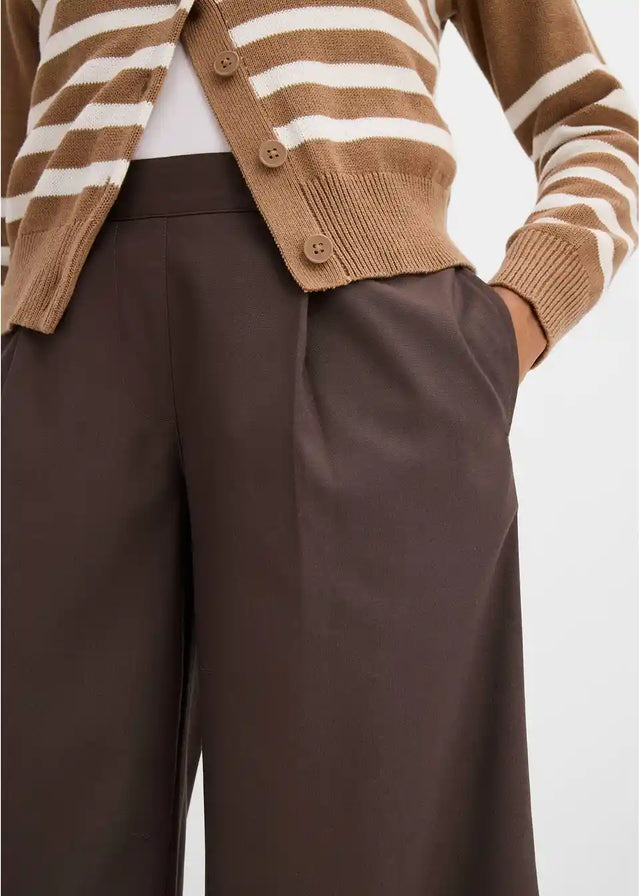 26094895