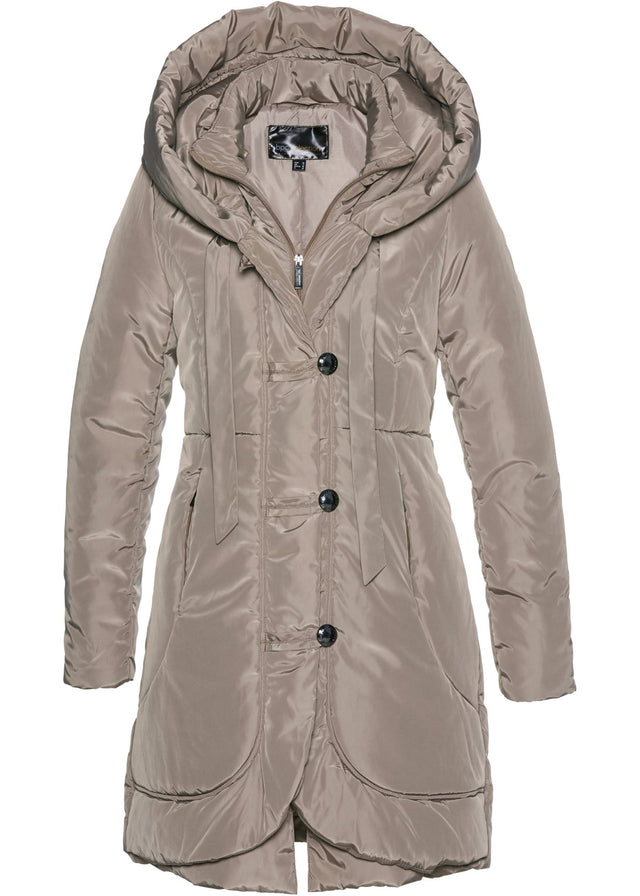 Kratek prešit plašč