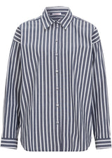 Srajčna bluza v ohlapnem kroju