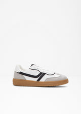 Superge v retro videzu