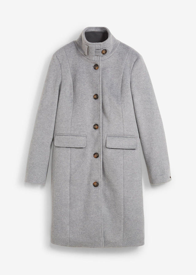 Zimski plašč v dvoplastnem videzu