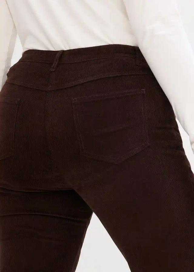 24160319