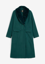 Plašč s snemljivim ovratnikom iz umetnega krzna