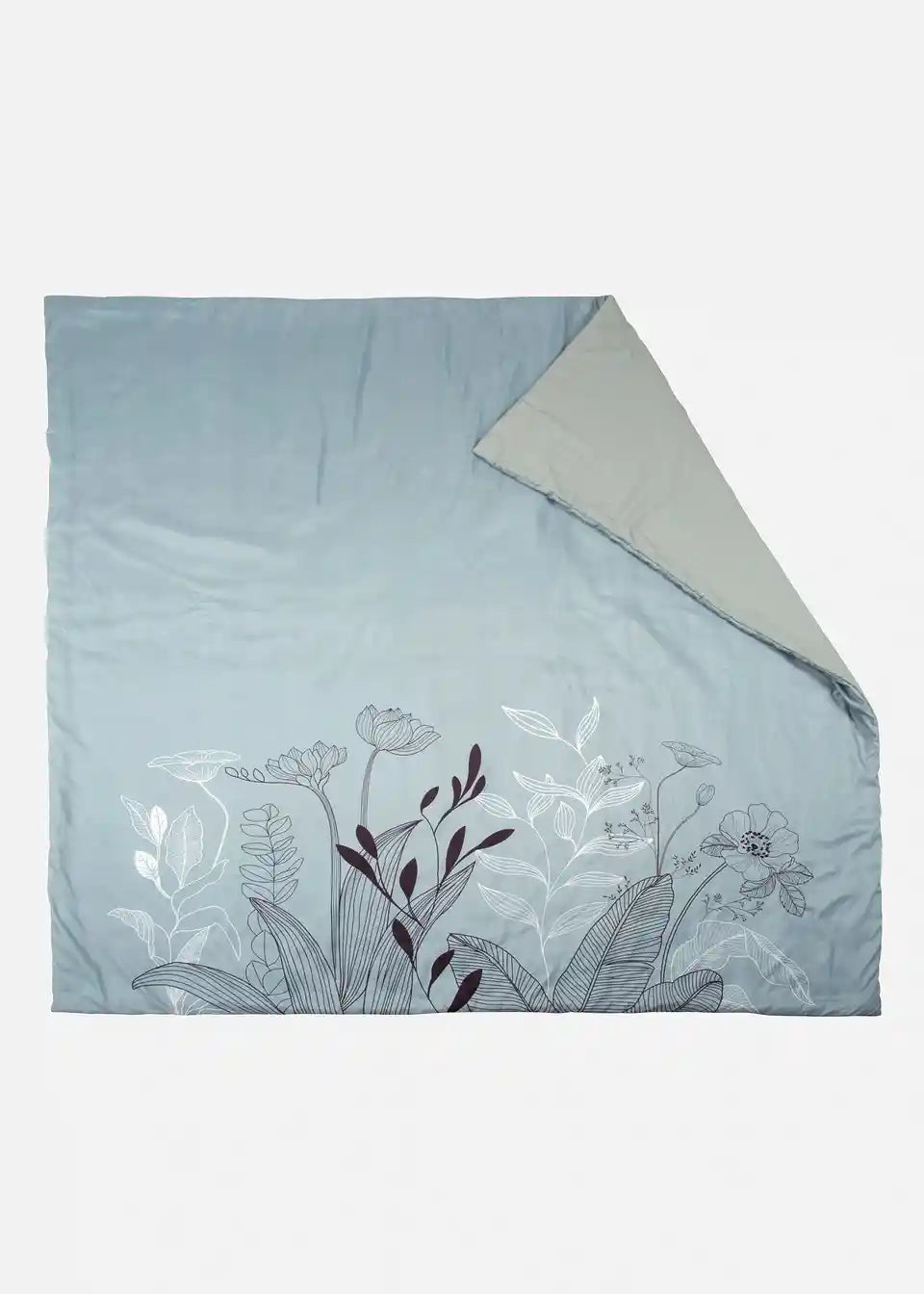 Tagesdecke mit foralem Design – bonprix