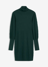 Pletena obleka s puli ovratnikom