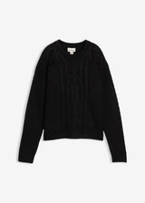 Grobo pleten pulover s kitastim vzorcem