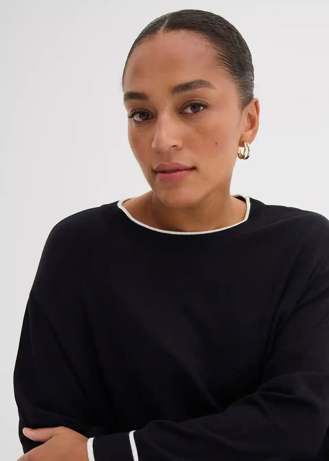 25170018