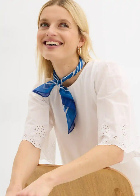 25190558