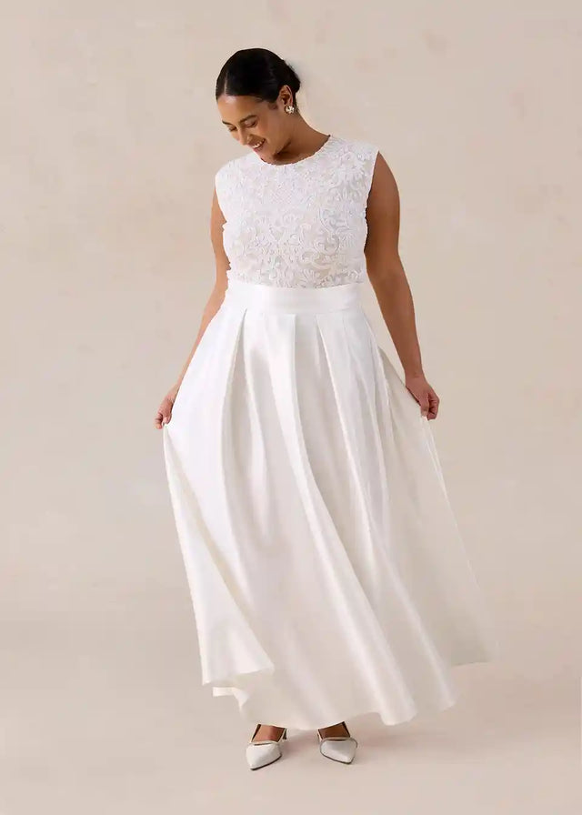 26020993