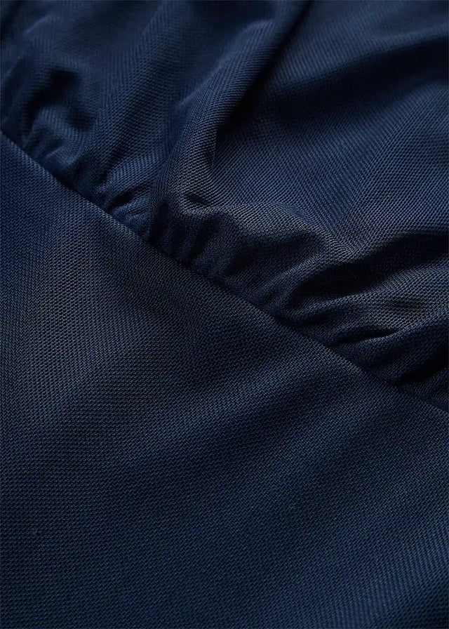 26030918
