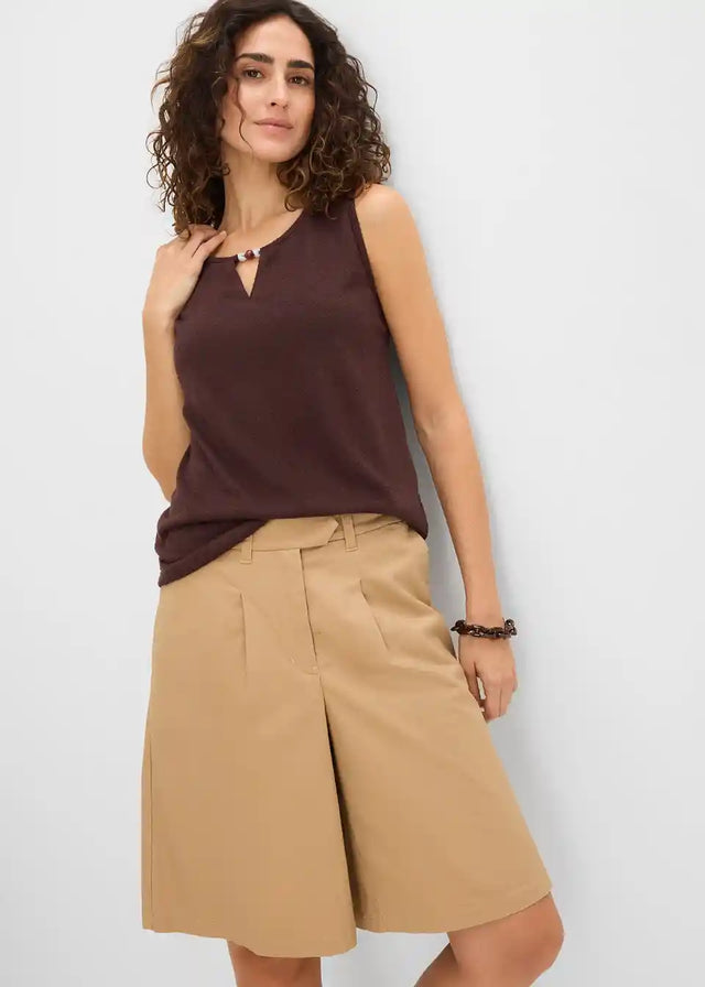 26033840