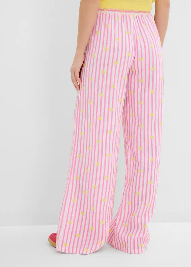 26044812