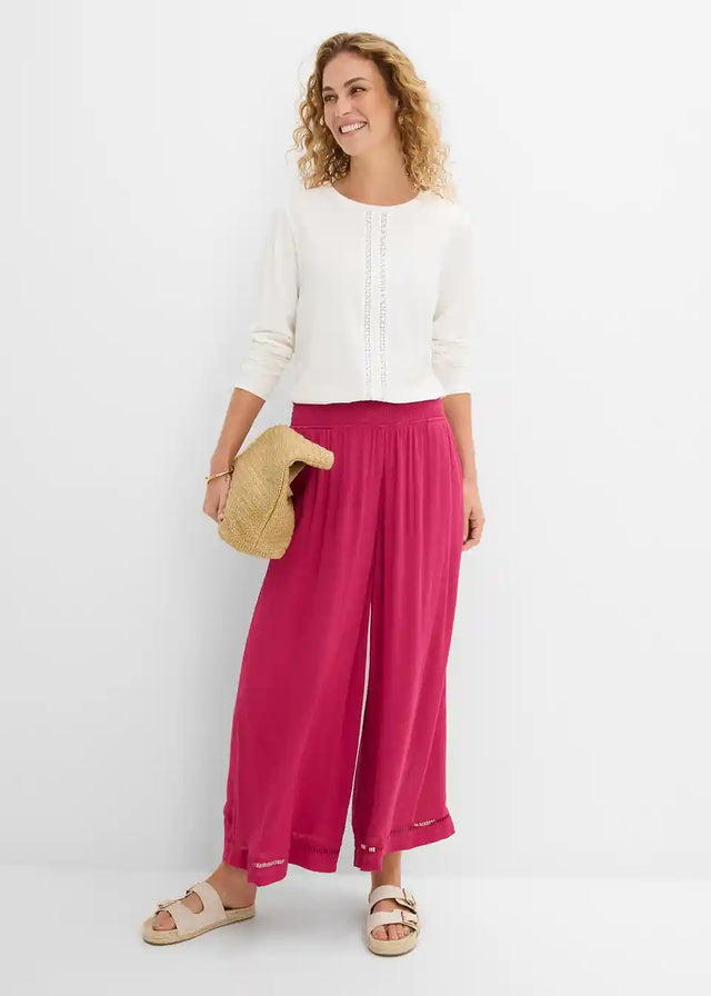 26053390