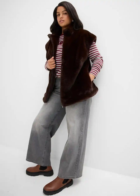 26082783