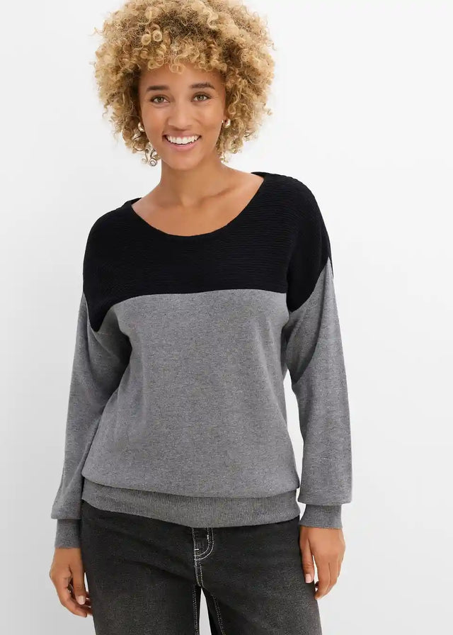 26121092